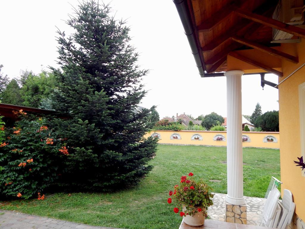 Georgina Apartman Харканы Экстерьер фото