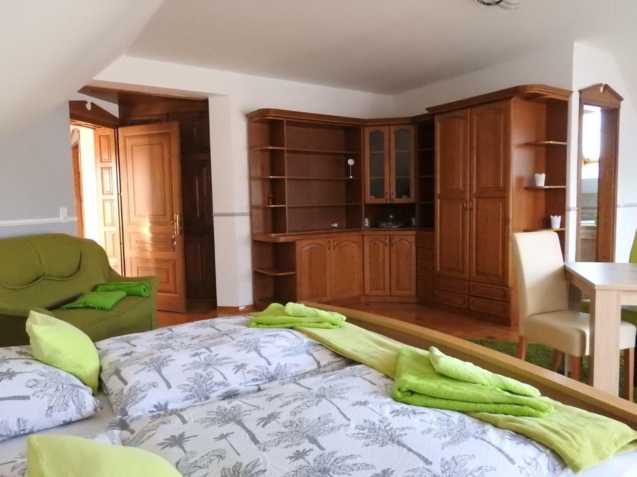 Georgina Apartman Харканы Экстерьер фото